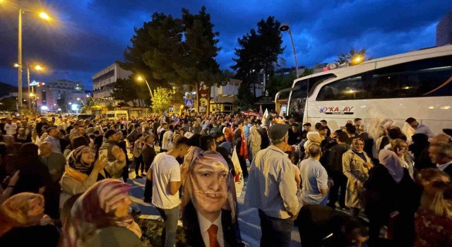 Çankırıda vatandaşlar sokaklara akın etti