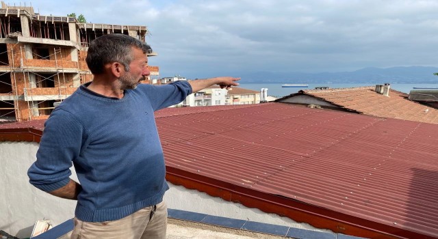 Çatıya çıkan koç hem güldürdü hem uğraştırdı