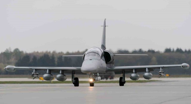 Çekya, Ukraynaya L-159 jetleri verebilir