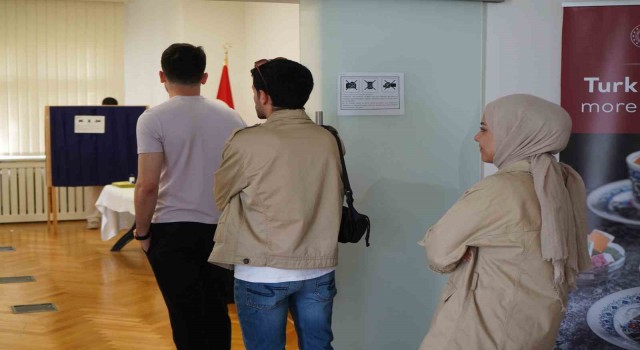 Çekyada Türkiyedeki seçimler için oy verme işlemi devam ediyor