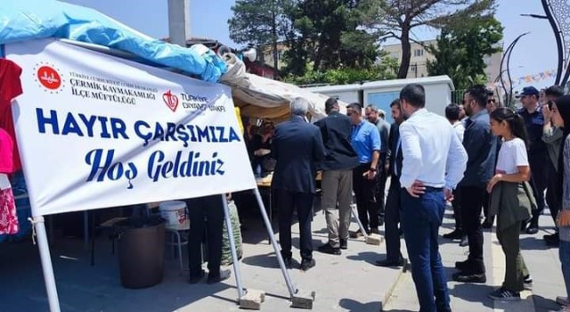 Çermikte Kur-an kursu öğrencileri yararına ‘hayır çarşısı açıldı