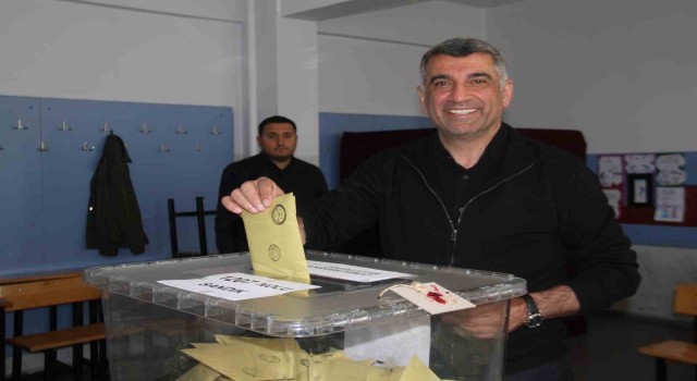 CHP Elazığ Milletvekili Erol oyunu kullandı
