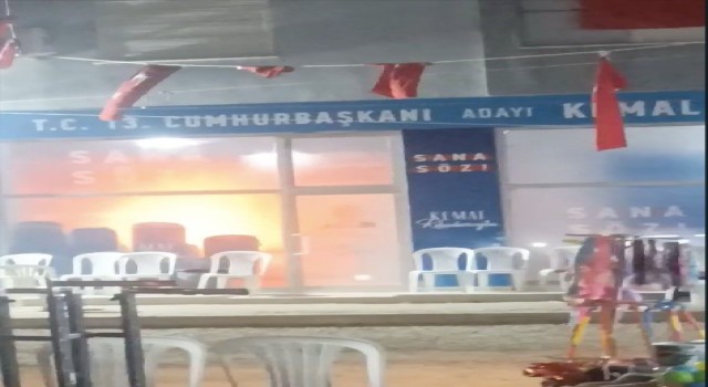 CHPnin seçim ofisinde çıkan yangın büyümeden söndürüldü
