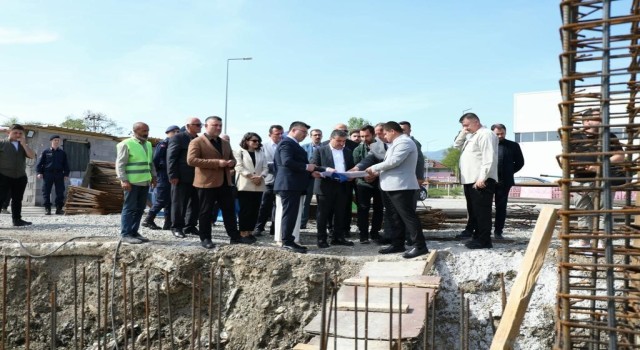 Çilimliye yarı olimpik yüzme havuzu