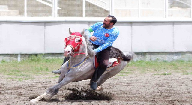 Cirit sahasında korkutan anlar