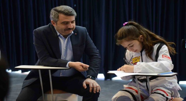 Çocuklar Molla Yeganı çokt sevdi