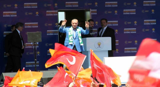Cumhurbaşkanı Erdoğan: “Enflasyon geçtiğimiz ay itibariyle yüzde 43e indi; İnşallah her ay bu şekilde azala azala devam edecek”