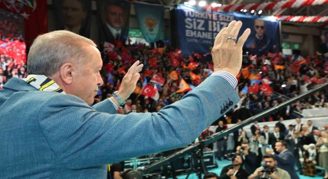 Cumhurbaşkanı Erdoğan: Sen nasıl hesap uzmanısın ki toplam oyları 1 puan eden partilere 40a yakın milletvekili verdin