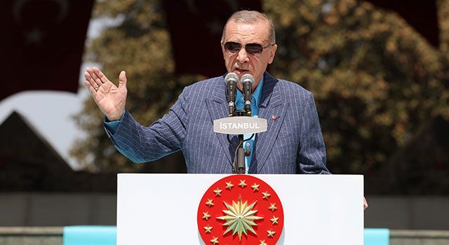 Cumhurbaşkanı Erdoğan: “Türk demokrasisi 27 Mayısta aldığı yara ile sendelemiştir”