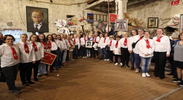 Cumhuriyetin 100üncü yılında “Yüzde Yüz Sanat” sergisi açıldı