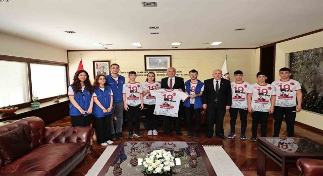 Denizlide Gençlik Haftası kutlanıyor