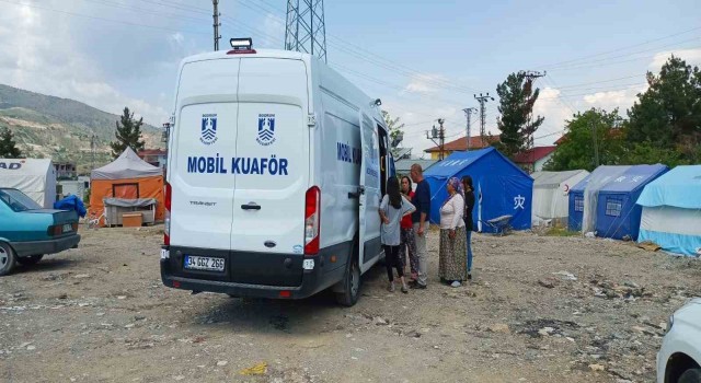 Deprem bölgesinde hizmetler sürüyor