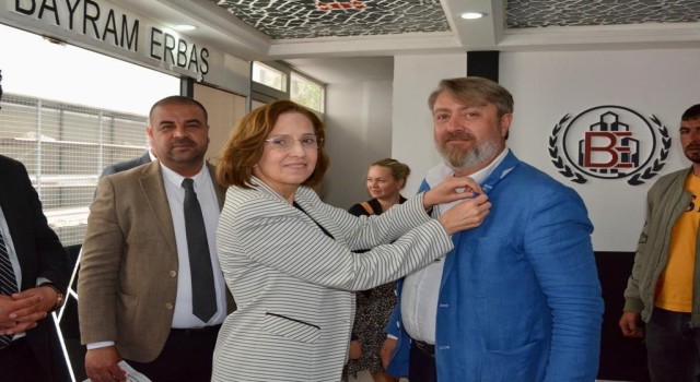 Didimde CHPden istifa edenler MHPye katıldı