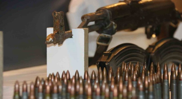 Diyarbakırda lideri cezaevinde olan suç örgütüne operasyon: 20 gözaltı