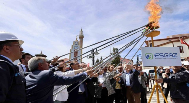Doğalgaza kavuşan Günyüzünde törenle meşale yakıldı