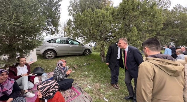 Domaniçte Selim Dedeyi Anma Hıdrellez ve Çocuk Şenliği