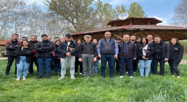 Dumlupınar Üniversitesinin şampiyon takımı Gedizde ağırlandı