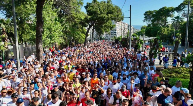 Dünyayı buluşturan Maraton İzmire Kenya ve Etiyopyalı atletler damga vurdu