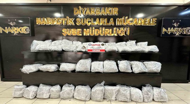 ‘Dur ihtarına uymayan zehir taciri kapanla yakalandı