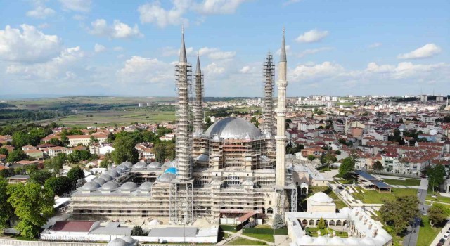 Edirne Selimiye Camiinde restorasyon çalışmaları sürüyor