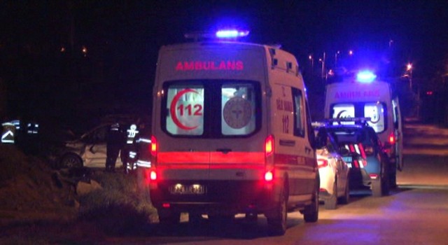 Edirnede mültecileri taşıyan araç kaza yaptı: 1 ölü, 10 yaralı