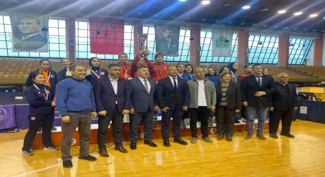 Elazığ Belediyesi kadınlar masa tenisi takımı Süper Ligde
