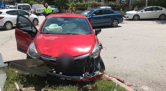 Elazığda trafik kazası: 2 yaralı