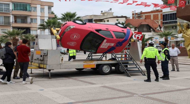 Emniyet kemerinin önemi simülasyon ile anlatıldı