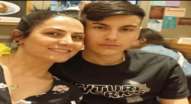 Esenlerde kumar borcu yüzünden cinnet getiren baba ailesini katledip intihar etti