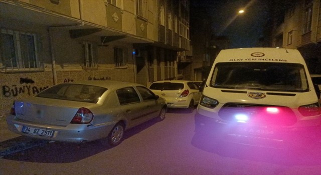 Esenlerde yangın çıkan binada ceset bulundu