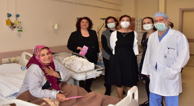 ESOGÜ Hastanesinde yatan anneler unutulmadı