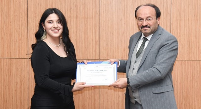 ETÜlü öğrenciler özel gereksinimli çocuklara eğitim verecek