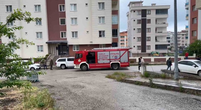 Evini yakacağını söyledi, polisi ve itfaiyeyi harekete geçirdi