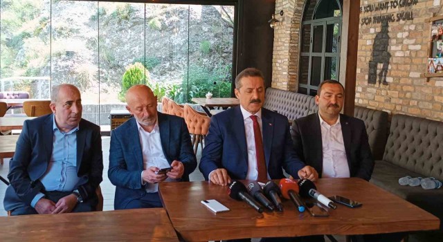 Faruk Çelikten Artvin Belediyesine mobbing göndermesi