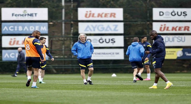 Fenerbahçe, Antalyaspor maçı hazırlıklarına devam etti