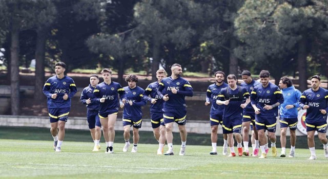 Fenerbahçe, Sivasspor maçı hazırlıklarını sürdürdü