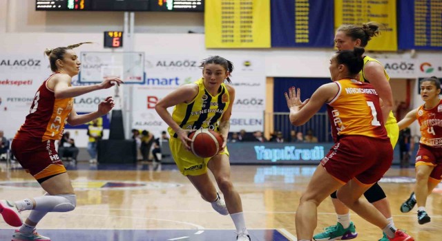 Fenerbahçede Olcay Çakır Turgut ile yollar ayrıldı