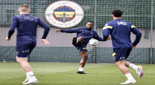 Fenerbahçede Sivasspor maçı hazırlıklarına başladı