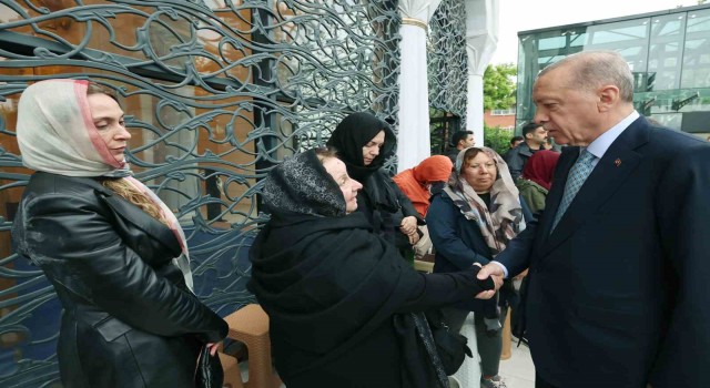 Gazeteci yazar Engin Ardıç son yolculuğuna uğurlandı: Törene Cumhurbaşkanı Erdoğan da katıldı