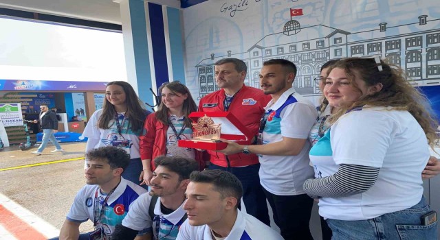 Gazi Üniversitesi öğrencileri TEKNOFESTte