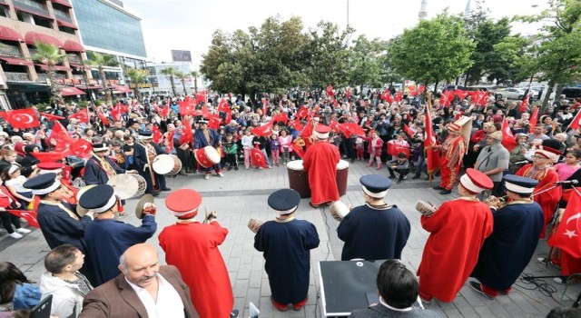 Gaziosmanpaşa Belediyesinden Fethin 570. Yılına mehterli kutlama