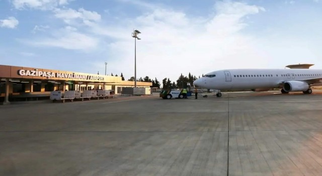Gazipaşa Havalimanını nisan ayında 52 bin 574 yolcu kullandı