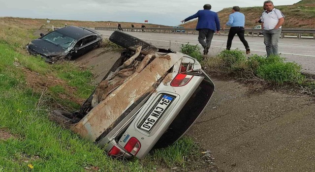Gemerekte zincirleme trafik kazası: 6 yaralı
