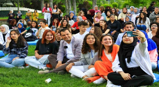 Genç Kuşak ile söz gençlerde