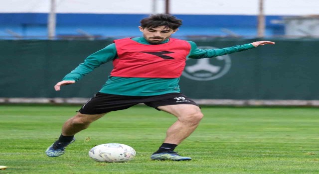Giresunsporda Rahmetullah Berişbek takımdan ayrıldı