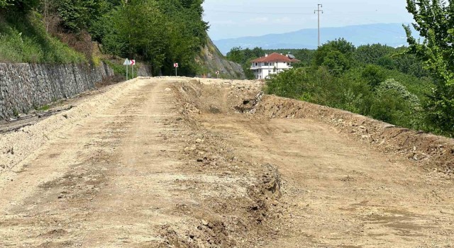 Gölyaka bağlantı yolunda hummalı çalışma