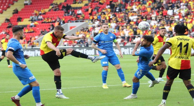 Göztepeli Kvasinadan son 6 maçta 5 gole doğrudan katkı