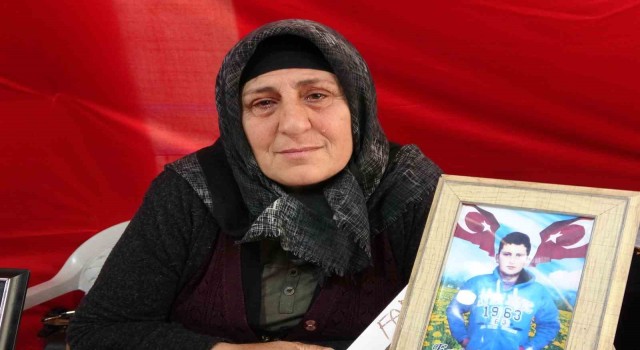 Gözü yaşlı anneden evladına ‘teslim ol çağrısı