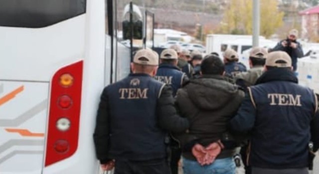 Hakkaride terör operasyonu: 28 gözaltı