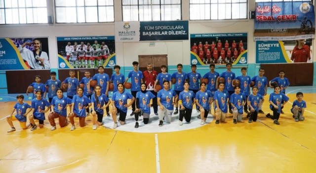 Haliliyede gençlerin adresi spor kursları oluyor